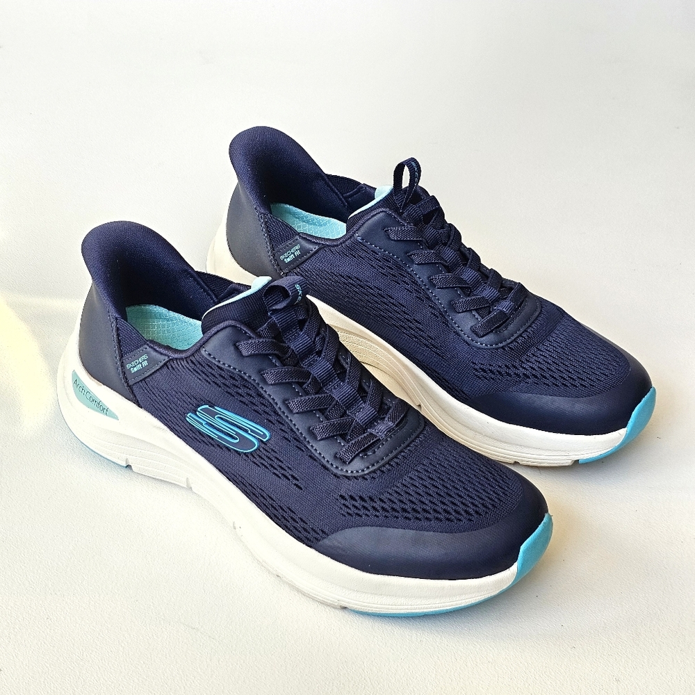 Skechers Hands Free Swift Fit Navy Sneakers Arch Comfort Womens 8